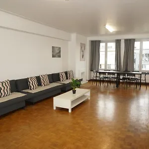 Belga 3 Bedrooms. Appartement Anvers